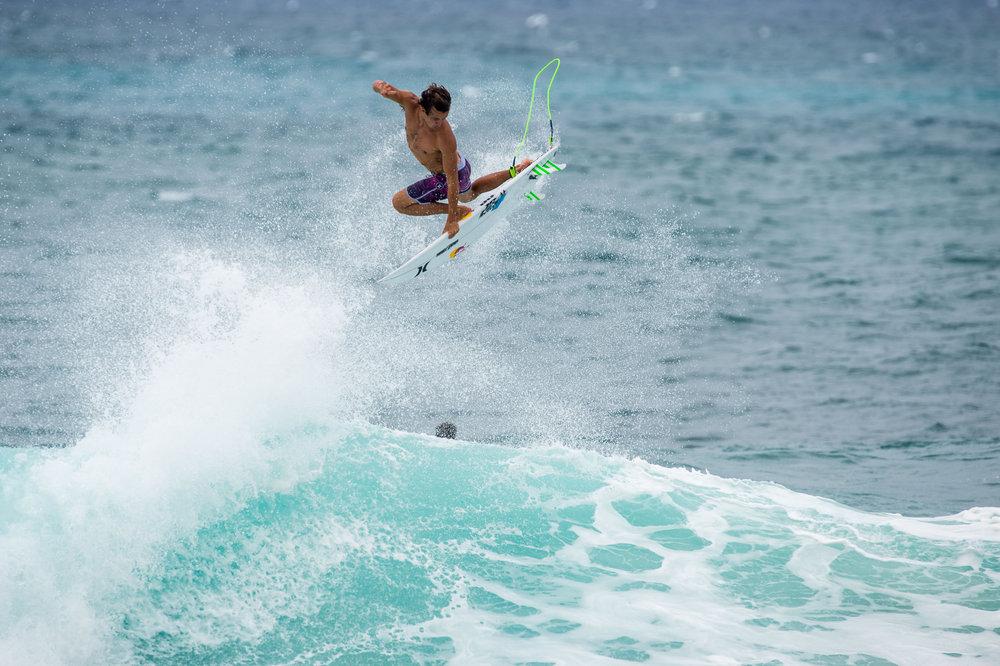 The <a href="/julian_wilson/">Julian Wilson</a> and <a href="/jordysmith88/">Jordy Smith</a> Show was compulsive viewing in Hawaii this season. win.gs/1yJRCZG