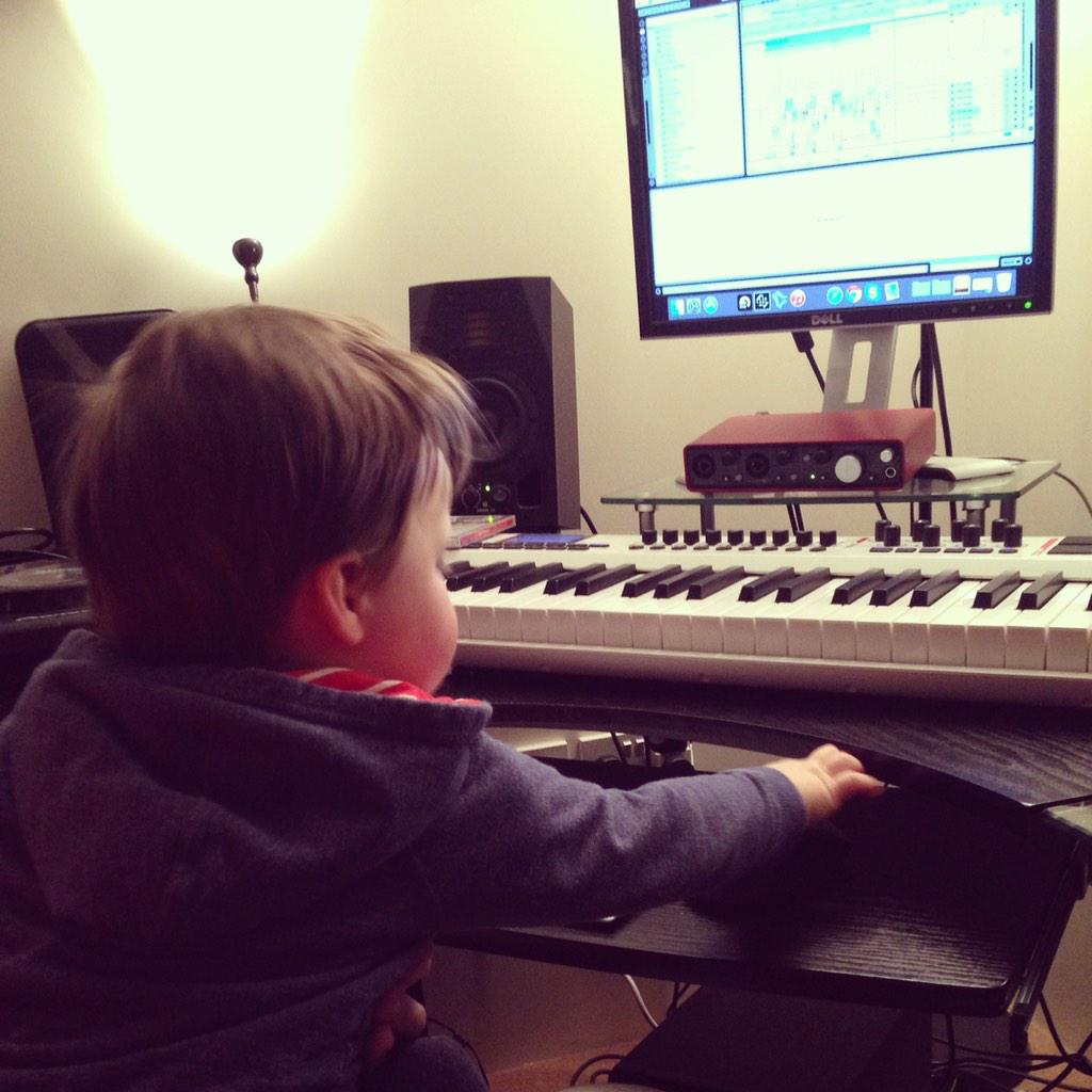 AllasMusic's tweet photo. Newest member of Allas #house #music http://t.co/hn3IuawISb