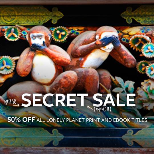 f_logan's tweet photo. 50% off @lonelyplanet's #travel books. Inspiration with change for ice cream, nice :) FB50NOW http://t.co/drH8F8S4DY http://t.co/64jeYcVVuZ