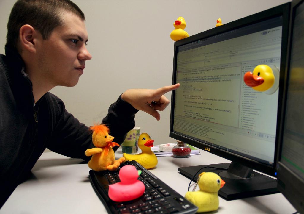 Maryanne Jones Mal By Podnos Rubber Duck Debugging Pulz Kadern k N zov