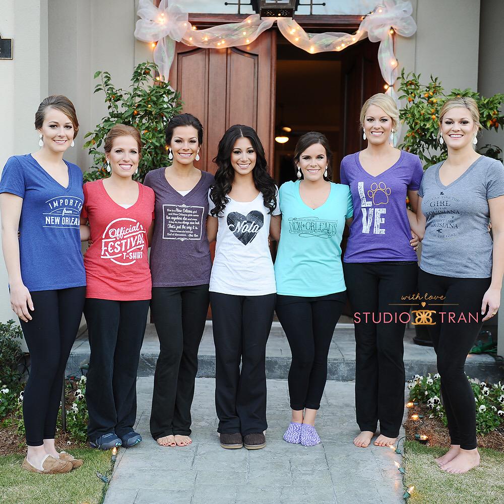 FleurtyGirl's tweet photo. YES! MT @studiotran: Cuties @FleurtyGirl tshirts for bride Kristen & her bridesmaids Photo by @corinetran #studiotran http://t.co/gX936Vhavp