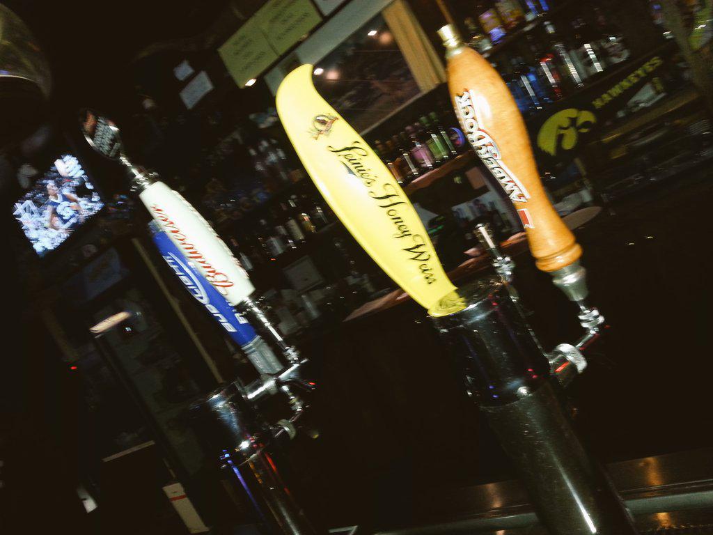 When the most local draw is Leinie's....  We need some <a href="/westobeer/">West O Beer</a> &amp; <a href="/Okoboji_Brewing/">Okoboji Brewing Co</a> in Sac County.  #drinklocal