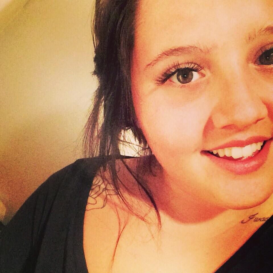 Jodene9's tweet image. 💋👄