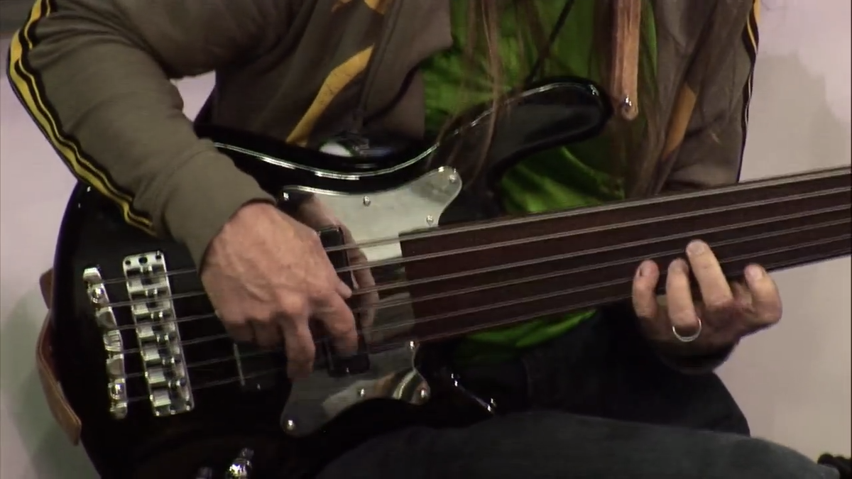 BassPlayerWeb's tweet photo. Pause your day for a sec &amp; see this 2013 @VictorWooten, Steve Bailey, David Haynes #NAMM jam: http://t.co/l5P3n7gKR0 http://t.co/zjLSkD9NpL