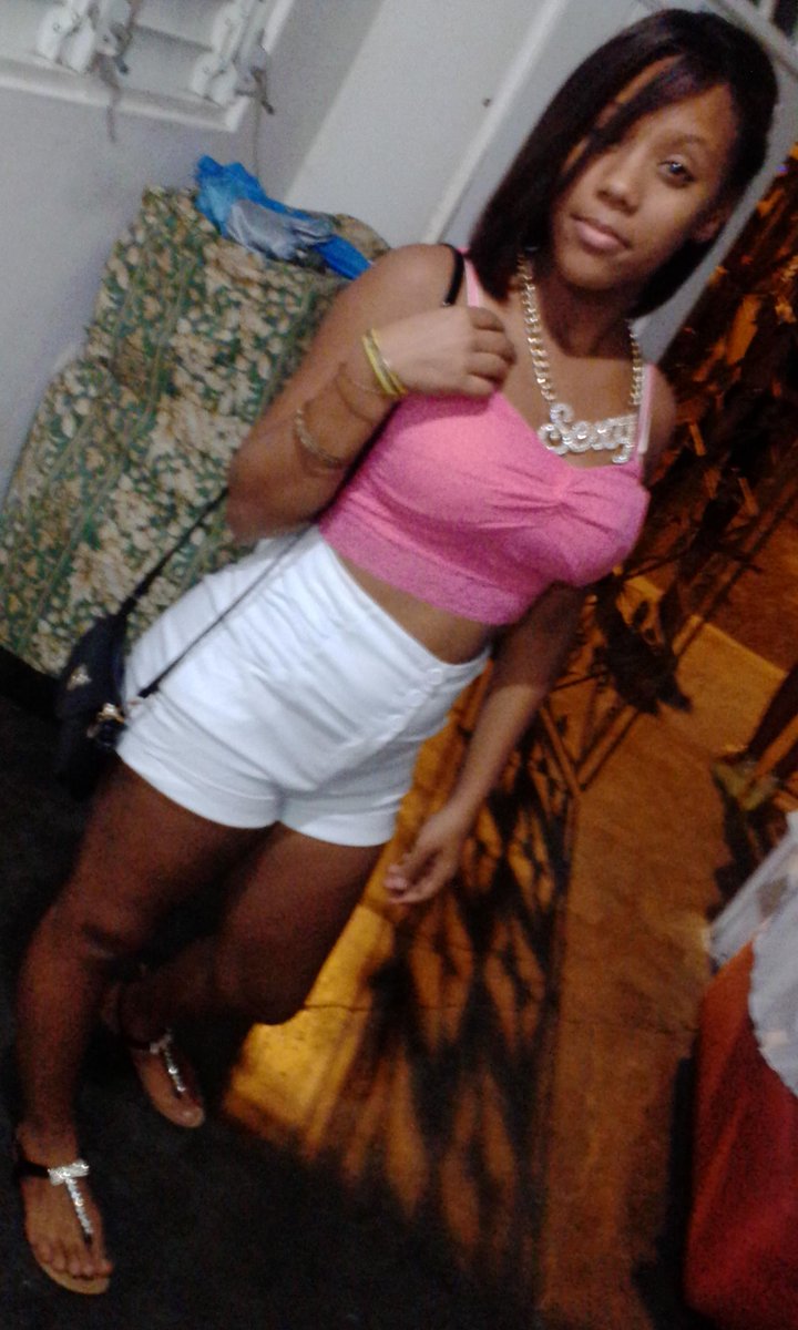 TuPretty10's tweet photo. CUIIDAO Sii Tee Afecta Mamiih 
#SolamenteEsUnaFotoh http://t.co/yCSs41Eaef