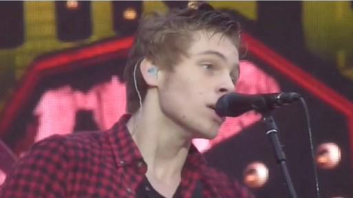 jikooklov3r's tweet image. OMG