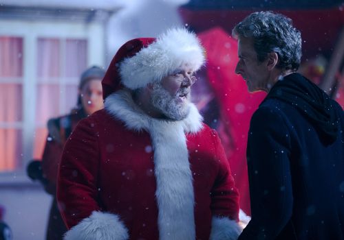GOPOPTV's tweet photo. Cozy up &amp; enjoy @gopoptv synced comments #DoctorWho #LastChristmas http://t.co/0La6AZvhpB http://t.co/ybpVyTk0Af