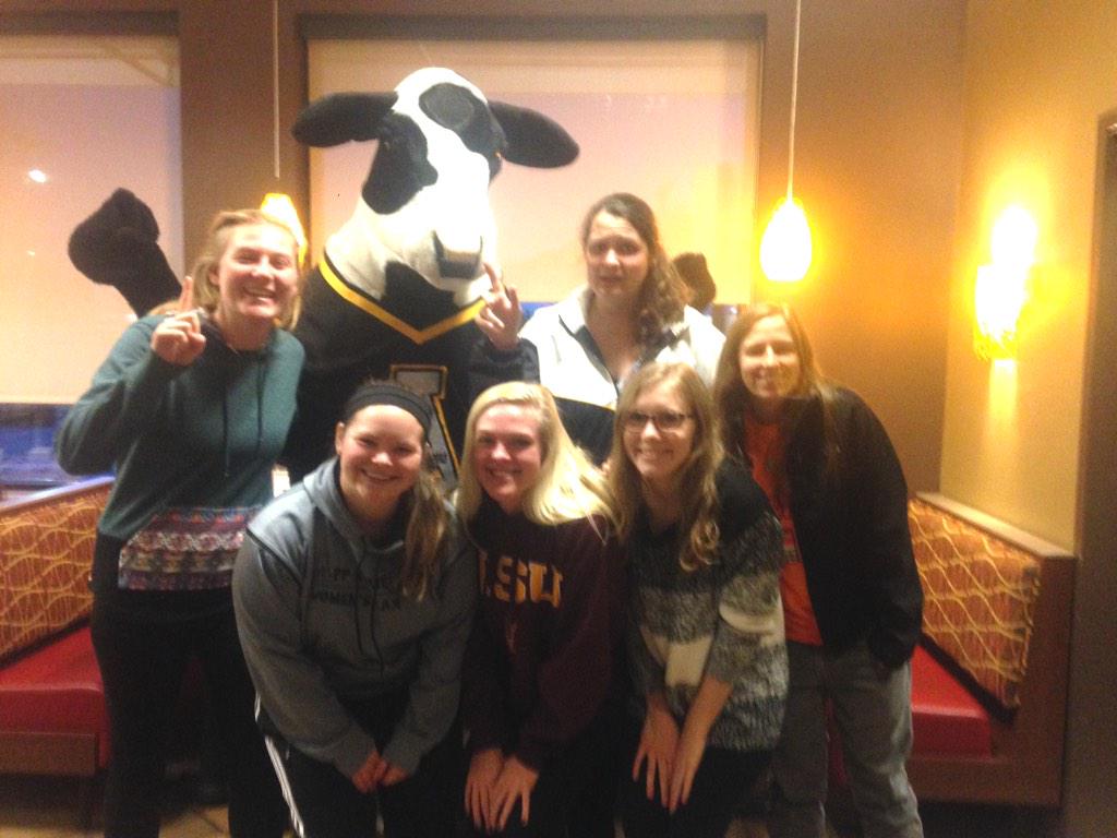 AppStateWLax's tweet photo. Pre prac gainz. #fundraising #peanutoil http://t.co/vUDswTGjnG