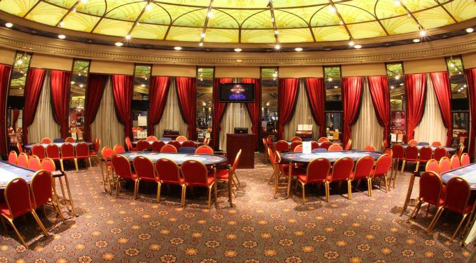 POKER_GCM's tweet photo. Marre de la #grisaille et du froid?Venez nous rejoindre ce #weekend !
#packages 
http://t.co/jw4J7e0SLS http://t.co/RacSUWwg5v