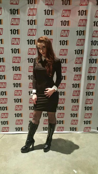 I'm here! @avnawards 😚😚 http://t.co/5Y4TheFQpk<a class="tags" target="_blank" title="On Twitter" href="/?out=eyJ0eXAiOiJKV1QiLCJhbGciOiJIUzUxMiJ9.eyJpYXQiOjE3MjIyNzcwMzEsImlzcyI6InR3cG9ybnN0YXJzLmNvbSIsIm5iZiI6MTcyMjI3NzAzMSwiZXhwIjoxNzUzODEzMDMxLCJyZWRpcmVjdF91cmwiOiJodHRwczovL3R3aXR0ZXIuY29tL2F2bmF3YXJkcyJ9.dxGfrRm_ZS75tMo1ecqE03Q7f4qP5-LqQTMDc8n4DKJrlZufwyDZxQp-EMVW7fk7GPrQqPGEo3wkteDf-_ZpAw">@avnawards</a><a href="/tag/camgirl"class="tags"><span>#camgirl</span></a><a href="/tag/sexytime"class="tags"><span>#sexytime</span></a>