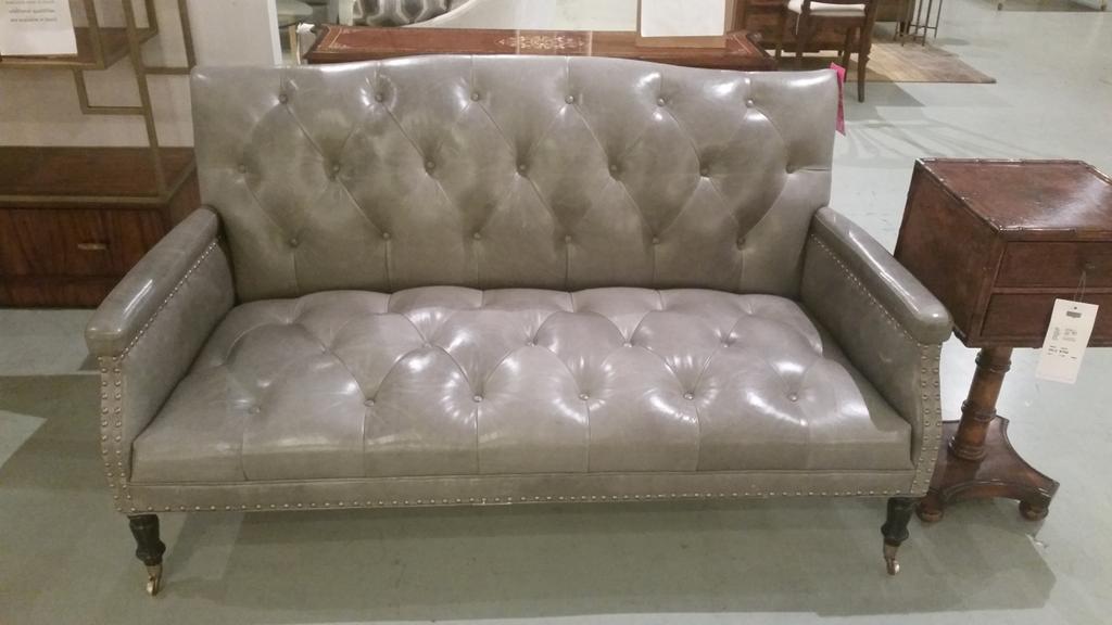 maliksellfurn's tweet image. #AbcHome #WinterTagSale