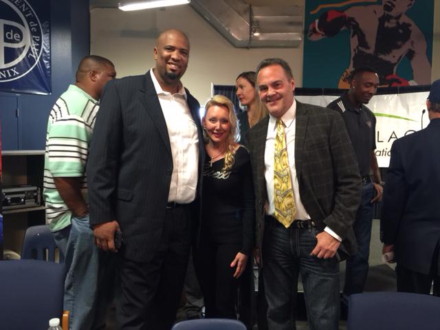 MiaMakiShow's tweet photo. #MiaShow TY #NickSheppard #Mia (5'7 aka Shorty) #Wesbrooks #NickLowery @LoweryNick @YankBarry @GoGVC 1 Billion Meals! http://t.co/OfjVuOSKe0