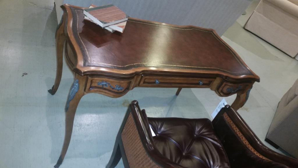 maliksellfurn's tweet image. #AbcHome #WinterTagSale