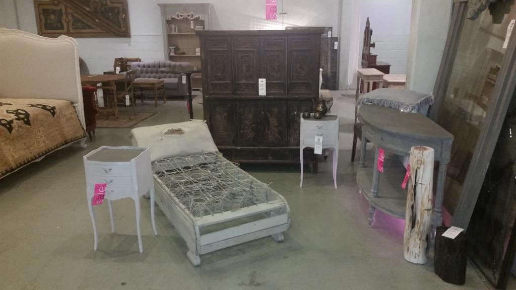 maliksellfurn's tweet image. #AbcHome #WinterTagSale