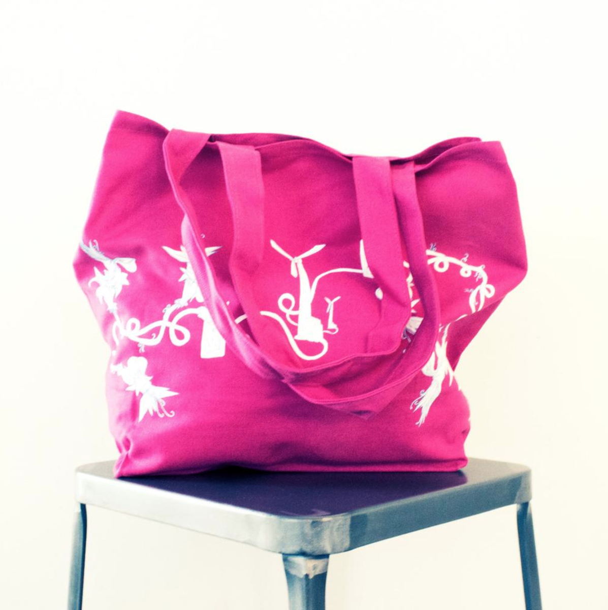 Non-profits! We're donating 100 "Pretty Pink" tote bags. Contact us info@projectgreenbag.com projectgreenbag.com/prettypink/