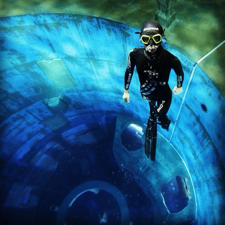 alex_zec's tweet photo. #Duesseldorf #freediver #Salvimar #FLUYD http://t.co/PTbtorZoUd