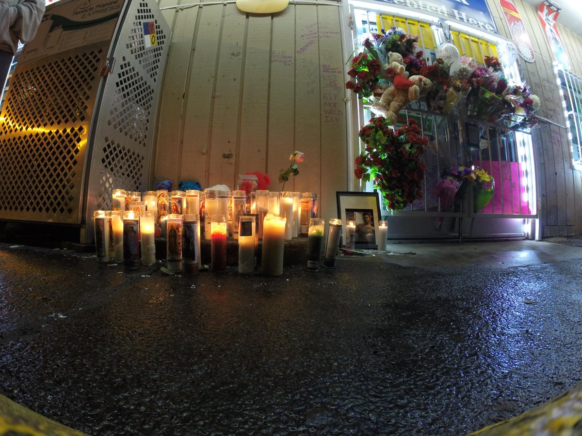 oftrell's tweet image. #MOWORLD #RESTEASYMO #STAYUP #LETMEHOLDADOLLA