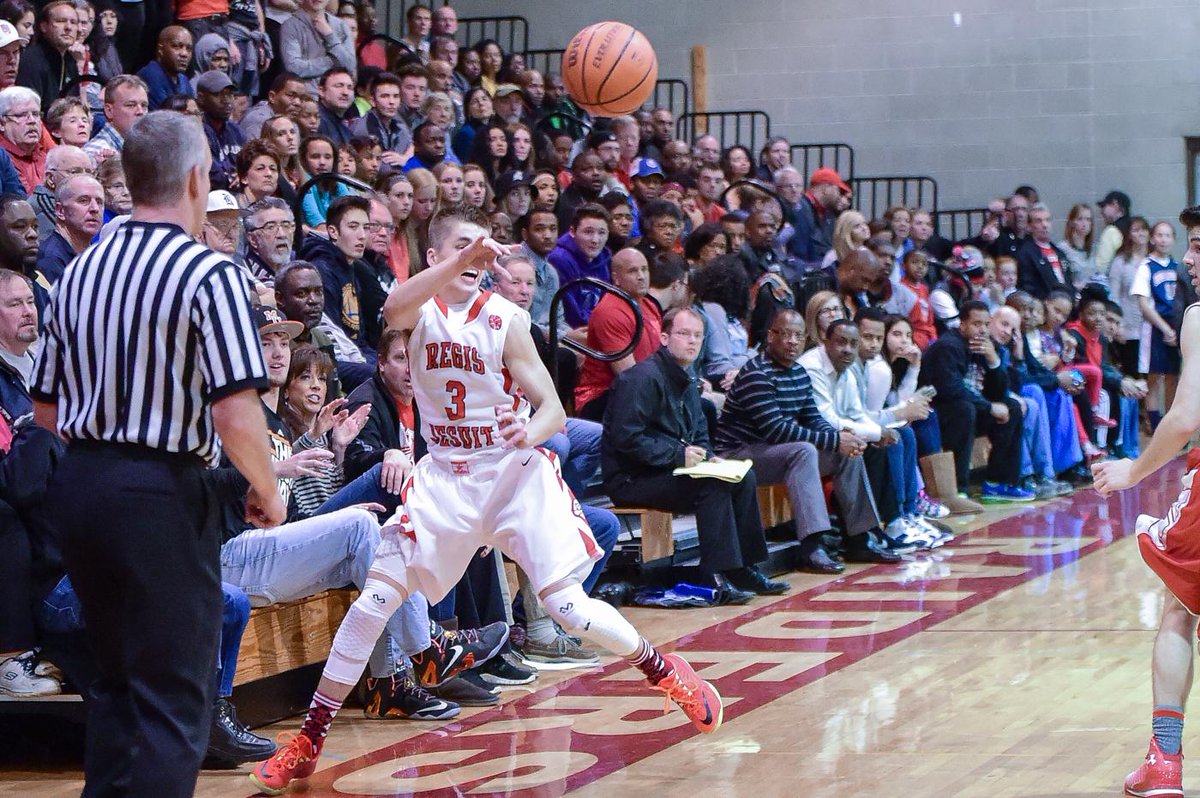 9Preps's tweet photo. @RJ_Media @RJBasketball1 PHOTOS: Denver East @ Regis Jesuit boys basketball http://t.co/b7VUNxmYSK @RegisJesuitHS http://t.co/3ZWzoUq3Zg