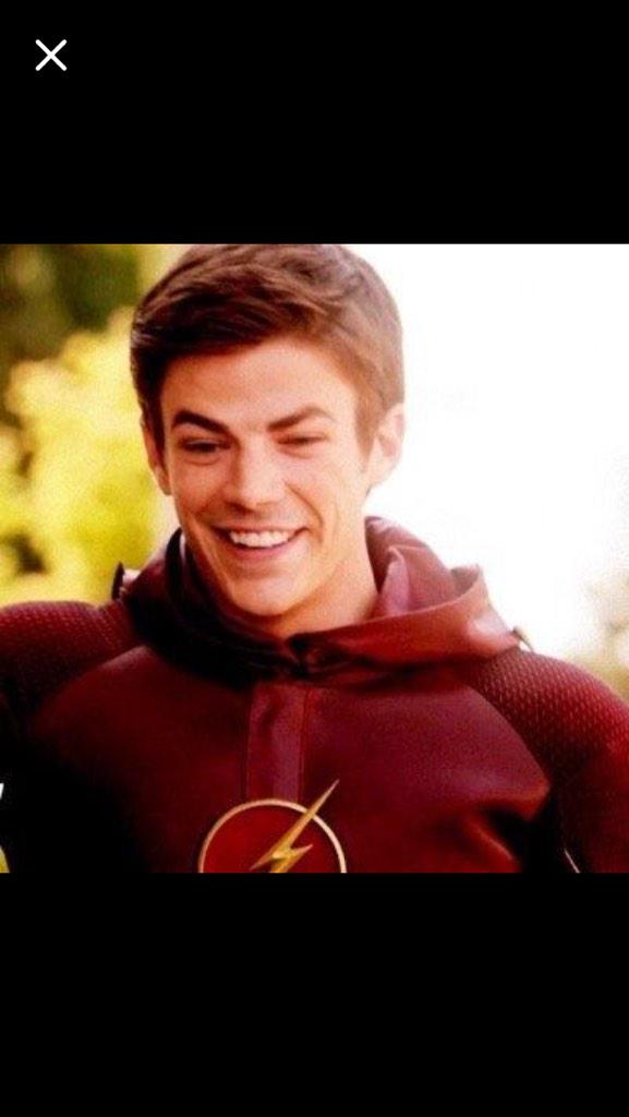 Flash5The's tweet image. @DesirableLavish me.*The Flash take her to his headquarters and he takes his mask off*it's me Barry Allen