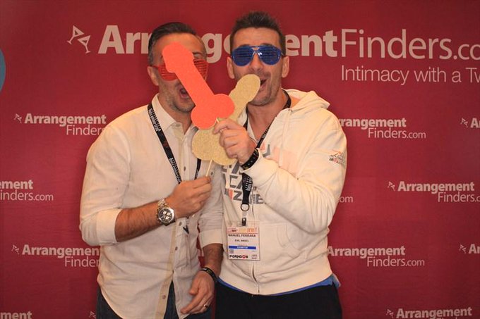 everybody here likes dick @keiranlee @manuelferrara @arrangementX #1 http://t.co/Ns7RLe0NDL<a class="tags" href="/tag/keiranlee">@keiranlee</a><a class="tags" href="/tag/manuelferrara">@manuelferrara</a><a href="/tag/nowplaying"class="tags"><span>#nowplaying</span></a>