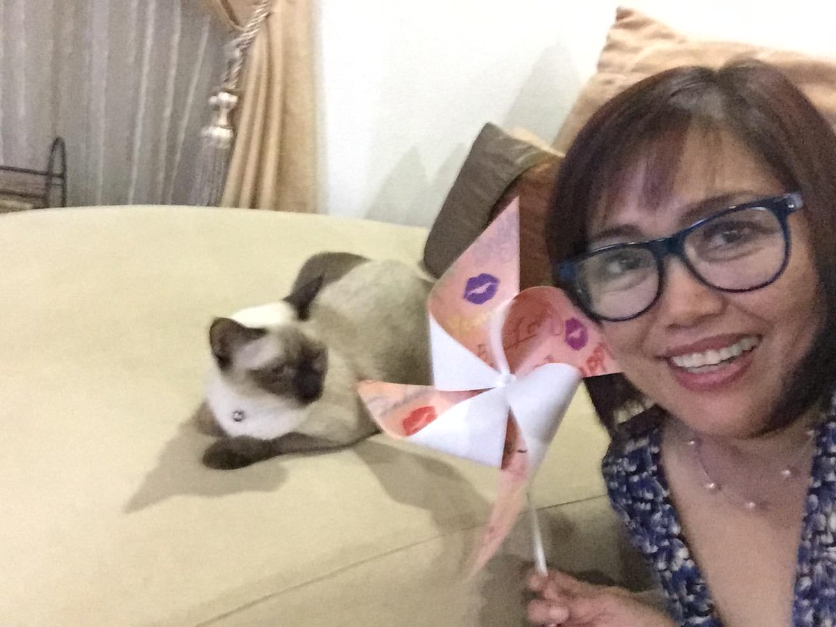 momblogger's tweet photo. Full Support of Renewable Energy since 1981 during research days in food industry. Join? > #SwitchRightOn #REnew2015 http://t.co/LS6KquDRsC