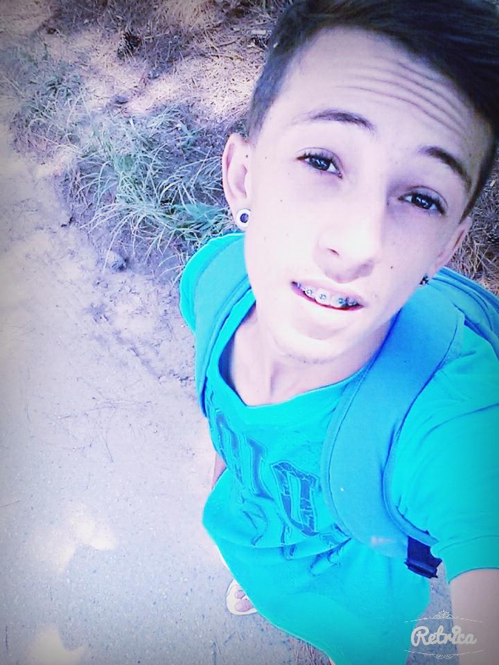 joao_pedro2015's tweet photo. Eu 🙌🙋😫😍 http://t.co/3p7rsmyVdH
