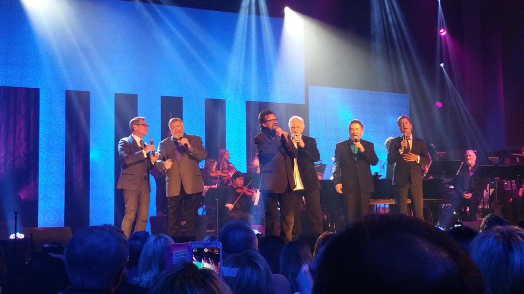 rylisms's tweet photo. Russ Taft &amp; the Imperials http://t.co/lnvqZ6wNnr