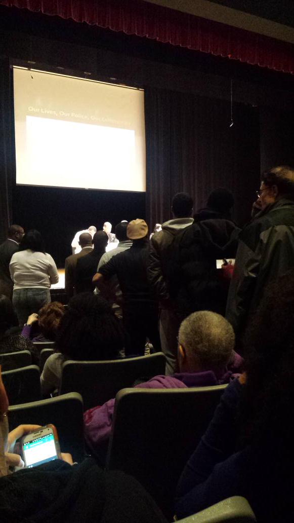 Sugie_1's tweet image. #aphiatownhall #blacklivesmatter