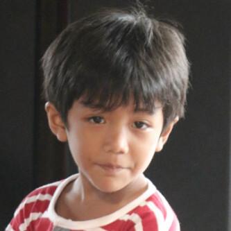 wulanPWD2's tweet photo. Selamat ulang tahun yang 4 leycaku sayangg :* http://t.co/94bcHldjFR