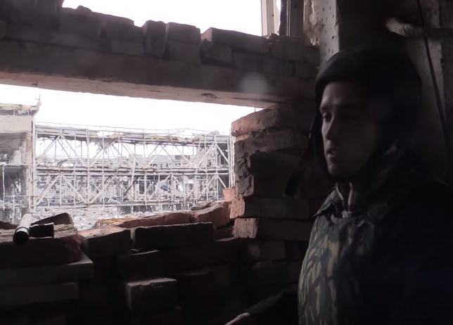 JulianRoepcke's tweet photo. THIS spelled the end to #Donetsk #airport,1 month ago.
The #silence_regime allowed Russians to prepare in #Terminal_2 http://t.co/EUOTzfAgRo