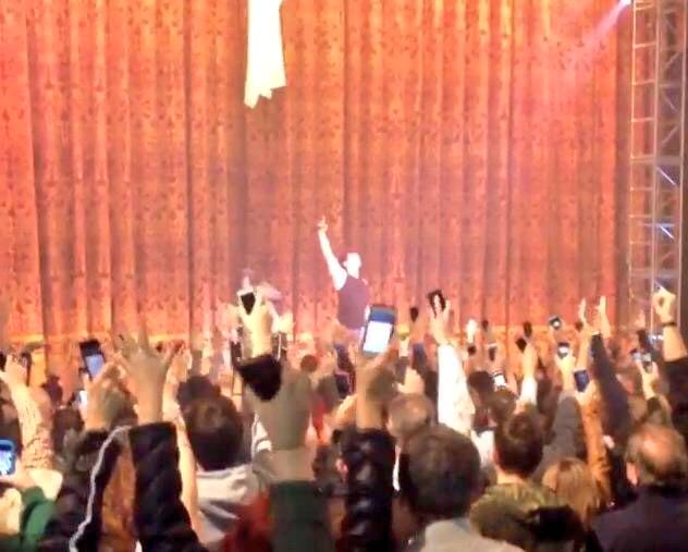 CrissAngel's tweet image. Raise em up:)