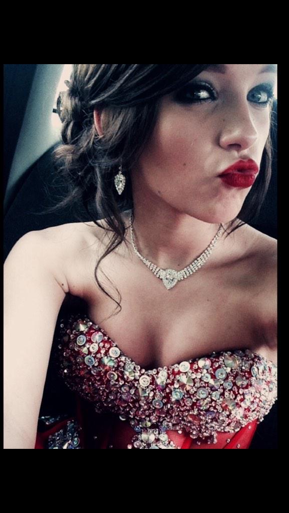 StephanieeeKay's tweet photo. Proms coming up guys who wants to buy my dress.  #red #seethrew #DmMe http://t.co/SacMgIglRn