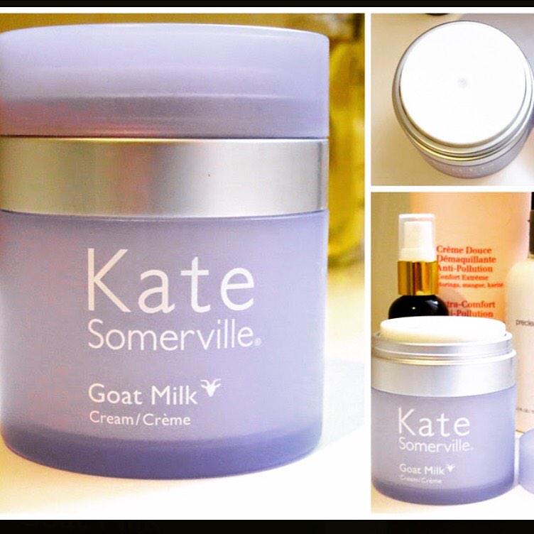AlleluiaBeauty's tweet image. New Review on my blog Goat milk cream link in bio #bblogger #skincare @BBloggerRT @TheBlogGuideRT @FemaleBloggerRT