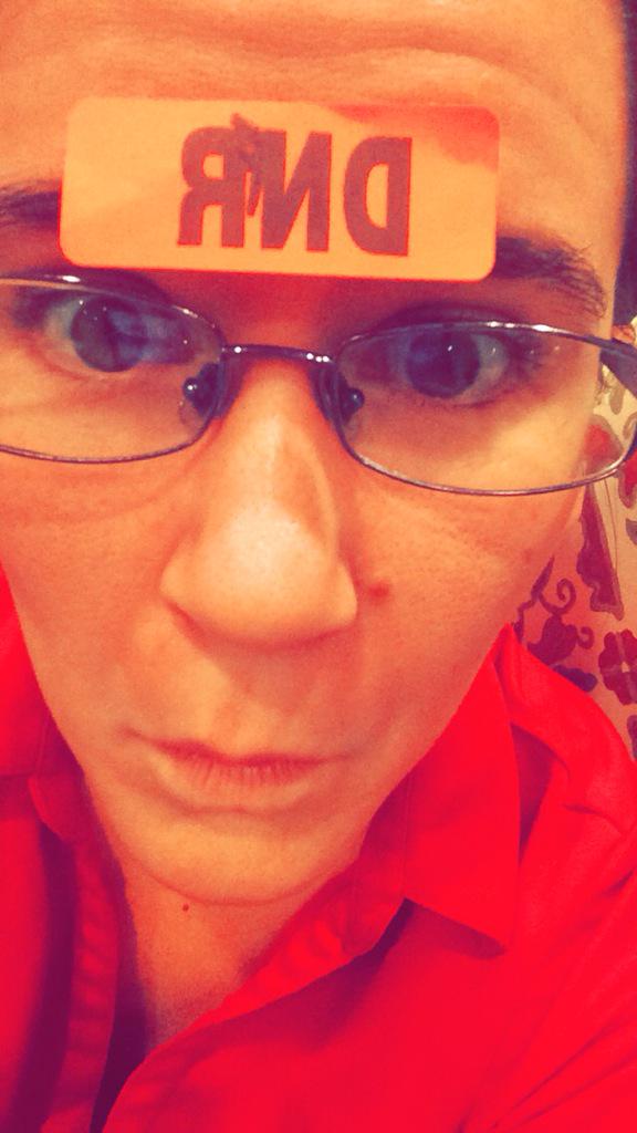BekkahWhite's tweet photo. So I'm kind of bored at work...😕😳 #DNR #dnfr #oneofthosedays @CNAComedy http://t.co/akIsNMHFdu