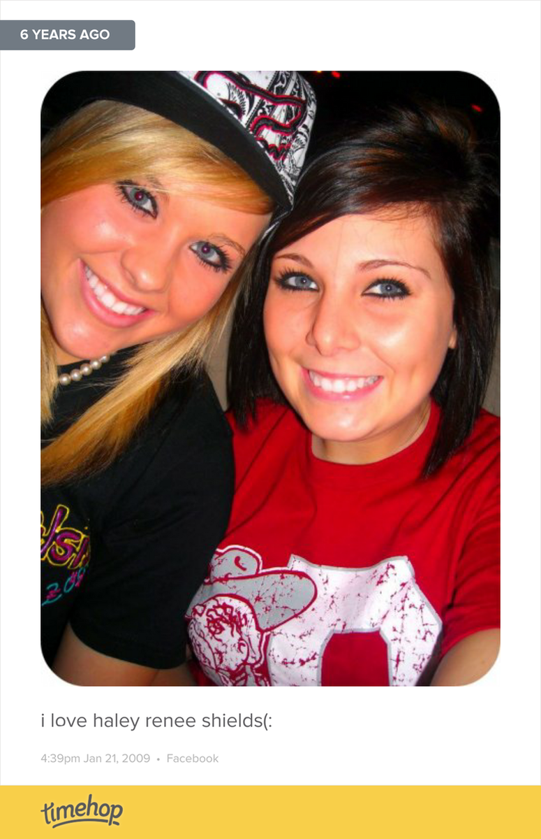 HaleyyShieldss's tweet photo. 😳😂😂 talk about a throwback! 💕 http://t.co/s6pP217DvC http://t.co/tN2tyhRQ4l