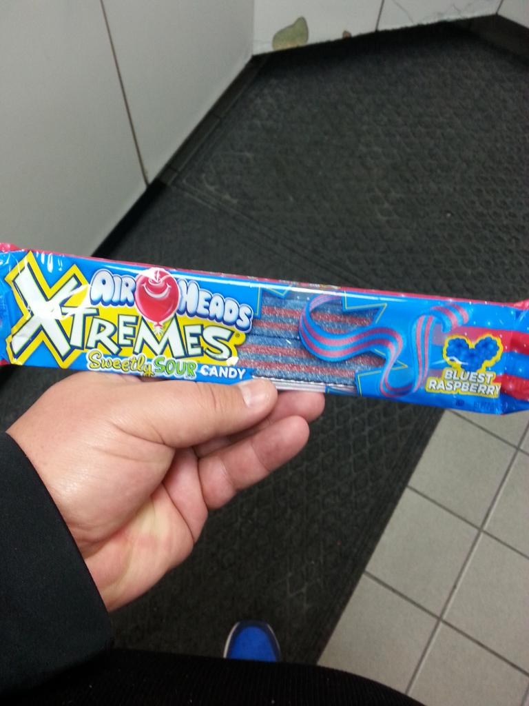 TommyGodlove's tweet photo. @deandelray #mmmmCandy! http://t.co/8GeuDelfHd