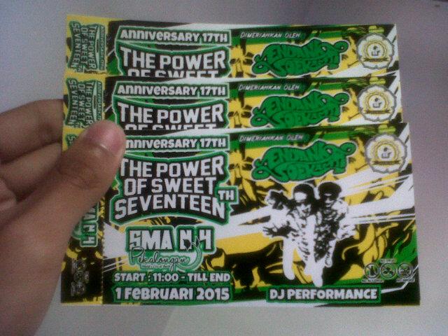 Kurniawan29_'s tweet photo. Tiket @EndankSoekamti_ gigs #Pekalongan 1 februari, yes http://t.co/MJLwd7mVhL