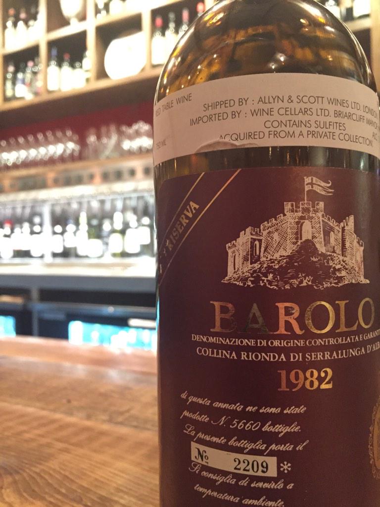 CharlieBroder's tweet image. Well... This happened tonight. 
#giacosa #barolo #wtf #wednesdaynightwinenight