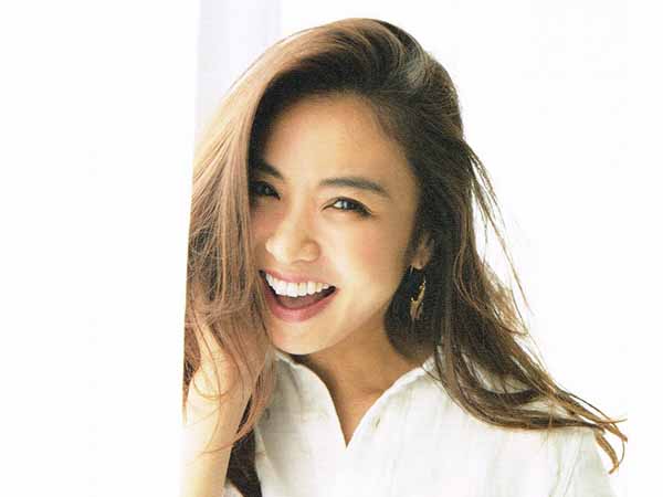 Monobito モノビト 大人女性の憧れの的 モデル滝沢眞規子さんの私服コーディネート選 Http T Co 4xdchumxl6 Http T Co Njqojfo7t6