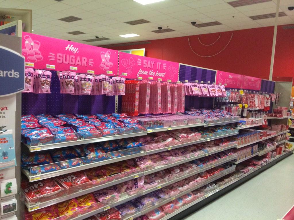 What's not to 'love'! Everything you'll need for your valentine! #PTMexperts #inthestoreonthefloor #THE199 @lexipaw