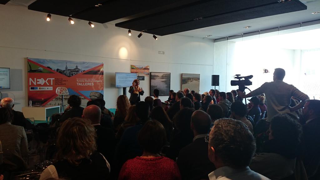 SmartAlmonte's tweet photo. “@Expertise_mkt: Isabel Sánchez de @ASENORG nos habla de cooperación en ecoturismo en #next_innova @D_Local_Almonte http://t.co/D76tk8ioOV”