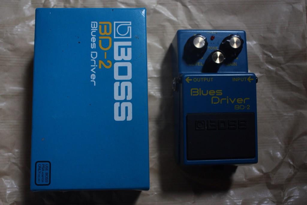 GitarMart's tweet photo. For sale! Boss Blues Driver BD-2 komplit box beserta kitab! 550k aja! 081297759555 @gitarisINA @radyaguitars http://t.co/VJFTRh5hHF