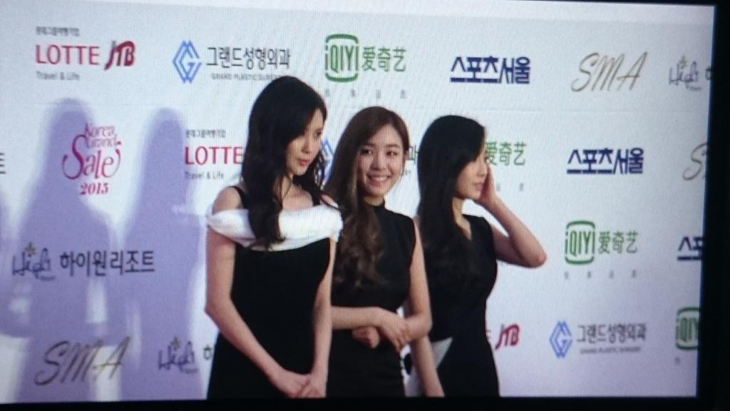 [PIC][22-01-2015]TaeTiSeo tham dự "24th Seoul Music Awards (SMA)" vào tối nay - Page 3 B787jMcCEAAT7uX