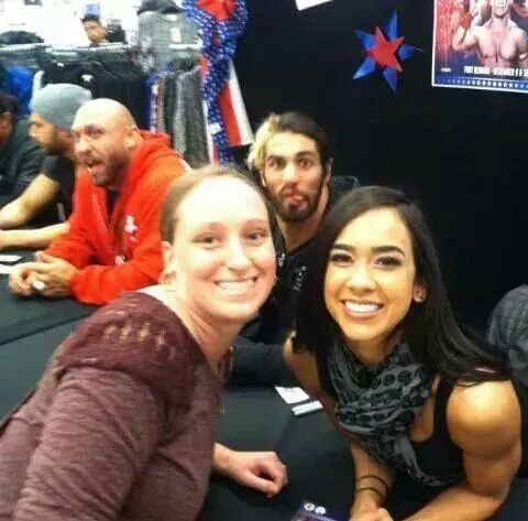 Erica Ziggler On Twitter I Got Dolph And Roman Autograph And My Mom And My Dad Took A Pic With Aj Lee And Seth Rollins Http T Co Zbhf7gx9db