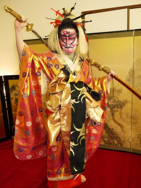 Uživatel TOM-H na Twitteru: u201e京都伏見にある「時代衣装おかむら