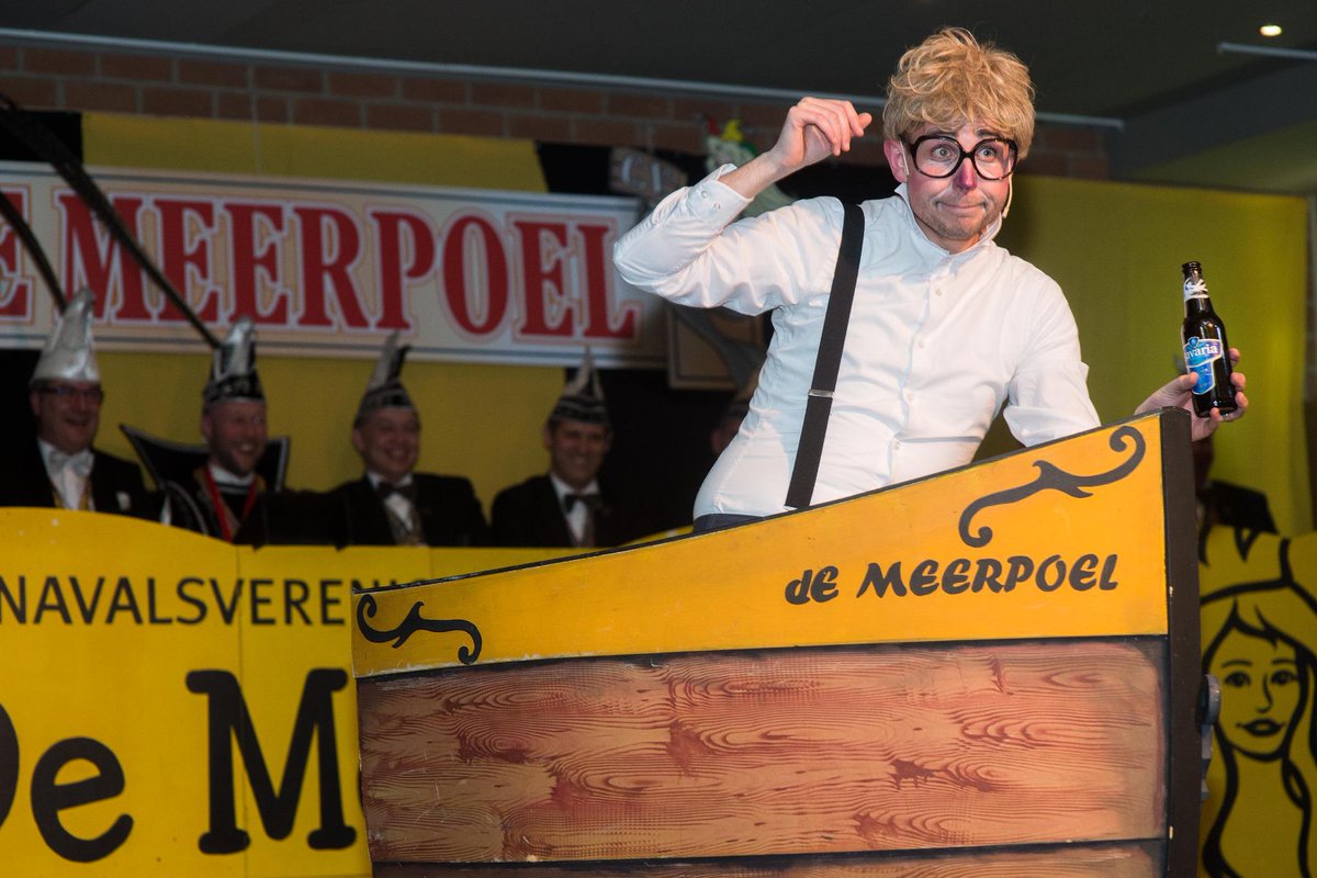 hetcontact's tweet photo. Geslaagde eerste zanikaovend van CV De Meerpoel uit Someren. Bekijk de foto's: http://t.co/43zjBe0nQm http://t.co/WRwQ7HxIae