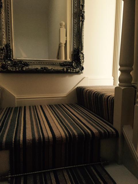 StairrodsUK's tweet photo. Some Installation pictures of our country #Stairrods from DH Flooring in Belper #carpet #carpetfitter http://t.co/gZQBzu6ngG
