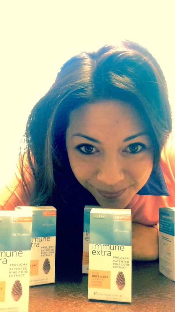 eileenk18's tweet photo. Staying healthy is key π highly recommend #immunextra a vitamin 4 your immune system! @AlleraHealth @Tufdan http://t.co/mCDArDenX6