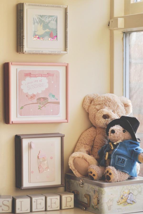 paperstrawed's tweet photo. Frame your cards and keepsakes using rolled paper, card and paint! http://t.co/GSuCvEidUb #newbaby #homedecor #craft http://t.co/afi7eQGjka