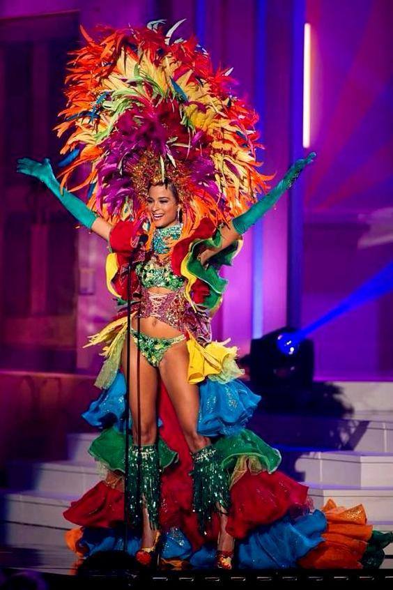 JakiJade's tweet photo. VOTE for JAMAICA'S  #NationalCostume at https://t.co/kl7kSbpFKa http://t.co/aeQ0BZfURS